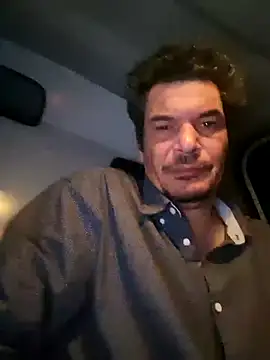 twitshe online show from February 2026 08:07:02 PM