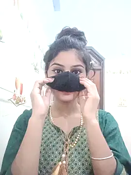 Snapshot of Hot-Soniya733 chatting on November 2025 12:00:02 PM Hot-Soniya733 online show from November 2025 12:00:02 PM