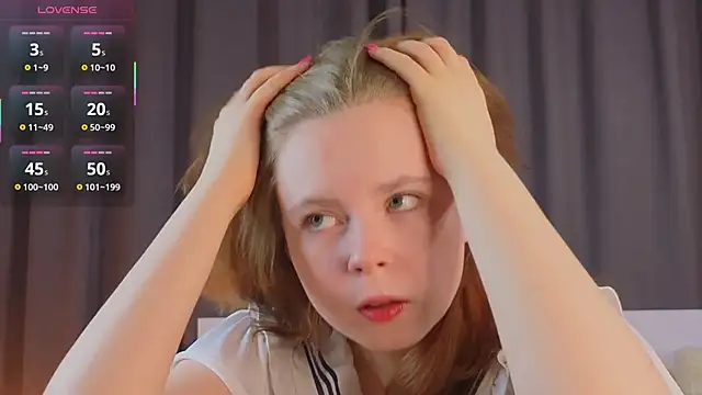 Snapshot of JulietteRain chatting on November 2025 04:07:02 PM JulietteRain online show from November 2025 04:07:02 PM