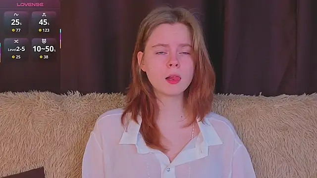 Snapshot of JulietteRain chatting on December 2025 05:22:02 PM JulietteRain online show from December 2025 05:22:02 PM