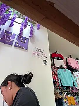 burbuja02 online show from April 2026 02:55:02 PM