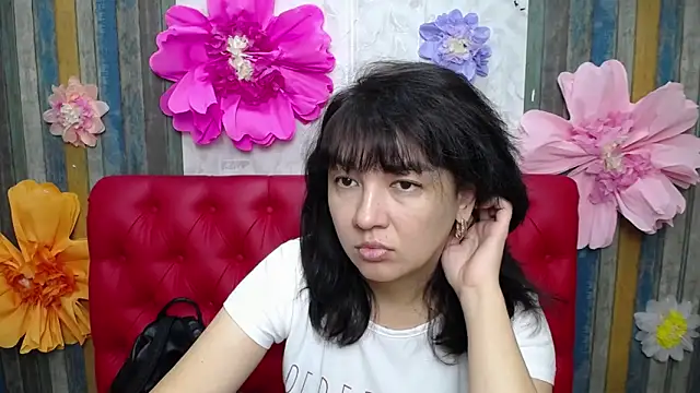 SelenaFly online show from September 2025 05:20:01 AM