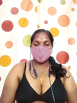 Snapshot of Tamil_Abinaya chatting on October 2025 06:09:02 PM Tamil Abinaya online show from October 2025 06:09:02 PM