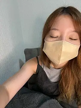 yuuhichan online show from October 2025 03:45:01 PM