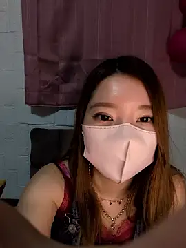 yuuhichan online show from May 2026 05:43:02 PM
