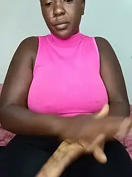 Snapshot of DarkQueen_94 chatting on July 2026 04:30:01 AM DarkQueen 94 online show from July 2026 04:30:01 AM
