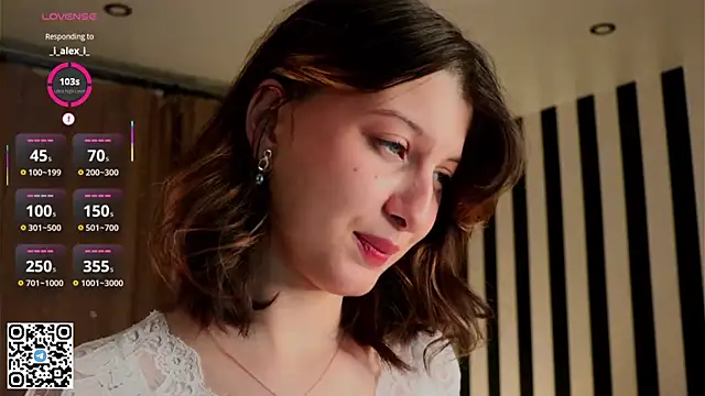 Snapshot of LorinaMaffitt chatting on November 2025 06:19:02 PM LorinaMaffitt online show from November 2025 06:19:02 PM