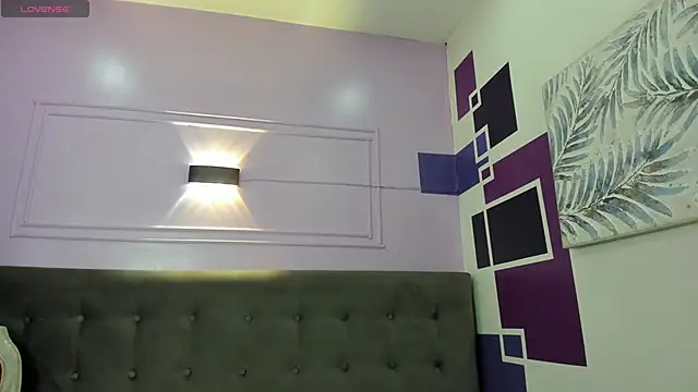 tiiny emilly online show from September 2025 09:07:02 PM