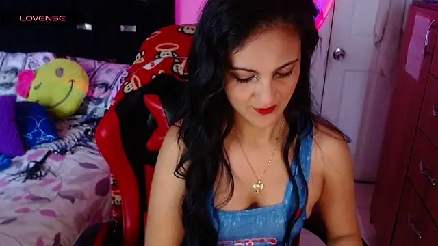 BasmaHernandez online show from May 2026 02:25:01 PM