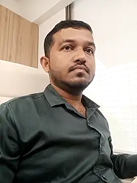 Snapshot of VJ17 chatting on September 2025 06:03:01 AM VJ17 online show from September 2025 06:03:01 AM