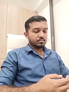 Snapshot of VJ17 chatting on September 2025 04:13:02 AM VJ17 online show from September 2025 04:13:02 AM