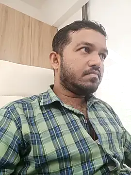 Snapshot of VJ17 chatting on September 2025 05:32:01 AM VJ17 online show from September 2025 05:32:01 AM