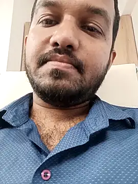 Snapshot of VJ17 chatting on September 2025 07:46:02 AM VJ17 online show from September 2025 07:46:02 AM