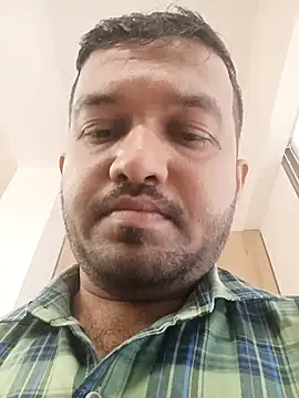 Snapshot of VJ17 chatting on October 2025 05:57:02 AM VJ17 online show from October 2025 05:57:02 AM