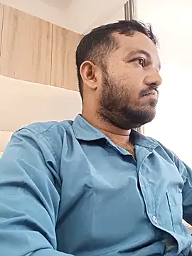 Snapshot of VJ17 chatting on October 2025 06:45:02 AM VJ17 online show from October 2025 06:45:02 AM