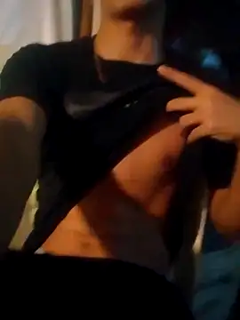 Snapshot of LUISSLEONN0958 chatting on September 2025 07:57:01 AM LUISSLEONN0958 online show from September 2025 07:57:01 AM