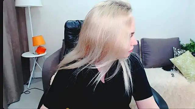 LiluMoon   online show from March 2026 04:56:01 PM