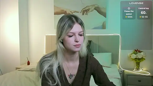 Lisa Blossom online show from September 2025 06:04:02 AM