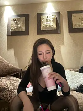 Snapshot of Manson13333 chatting on March 2026 04:29:02 PM Manson13333 online show from March 2026 04:29:02 PM