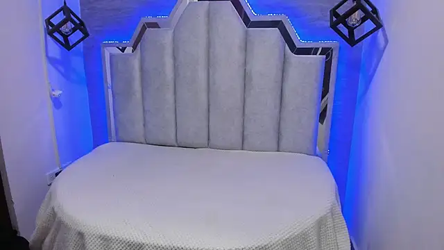  Emily rosee  online show from September 2025 11:21:01 AM