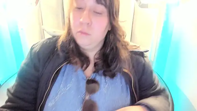  Emily rosee  online show from September 2025 11:11:01 AM