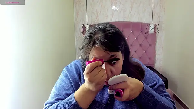  Emily rosee  online show from October 2025 12:23:02 PM