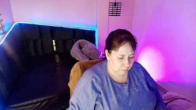  Emily rosee  online show from December 2025 11:30:02 AM