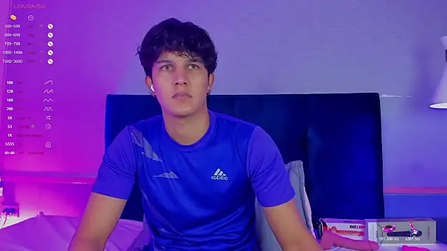 Leo Savage  online show from November 2025 03:49:02 AM