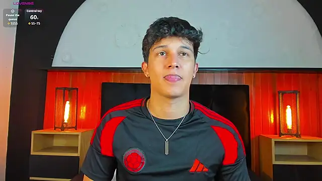Leo Savage  online show from May 2026 04:07:02 AM