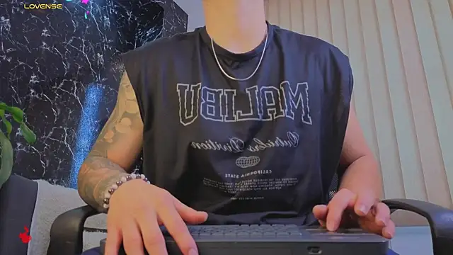 Alexander ferre online show from January 2026 01:16:02 PM