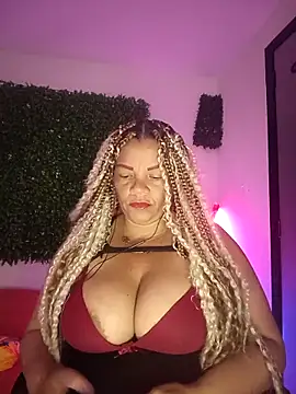 Eva Luxei online show from November 2025 12:38:02 PM