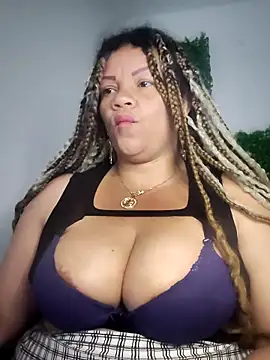 Eva Luxei online show from February 2026 06:56:02 AM