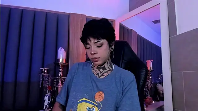 Snapshot of misstomie_ chatting on March 2026 07:14:01 AM misstomie online show from March 2026 07:14:01 AM