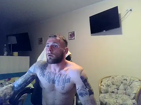 Snapshot of Wyrolowanyyy chatting on April 2026 01:25:01 AM Wyrolowanyyy online show from April 2026 01:25:01 AM