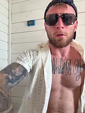 Snapshot of Wyrolowanyyy chatting on April 2026 03:01:01 PM Wyrolowanyyy online show from April 2026 03:01:01 PM