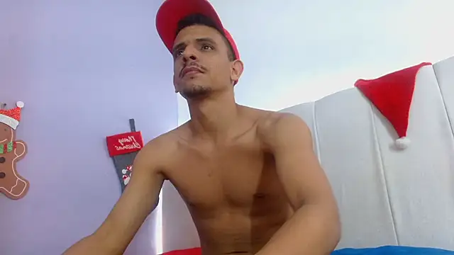 Snapshot of _Tarekk_ chatting on November 2025 05:07:02 AM Tarekk online show from November 2025 05:07:02 AM