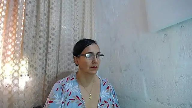 gabbyparker  online show from November 2025 03:34:02 PM