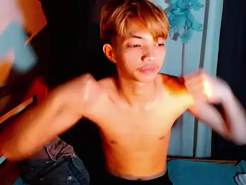 addicted to alex online show from November 2025 04:39:01 PM