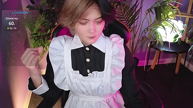 GothXRaven online show from December 2025 12:58:01 PM