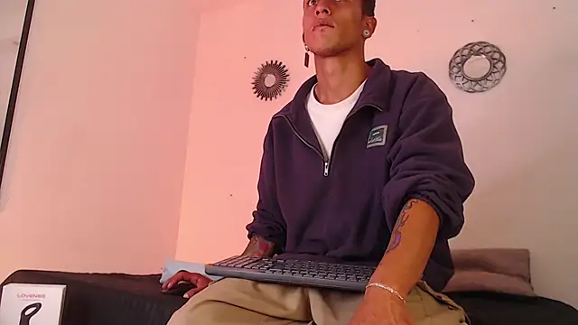 Ram Swain online show from September 2025 09:37:01 PM