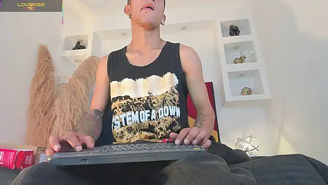 Ram Swain online show from October 2025 01:12:01 PM