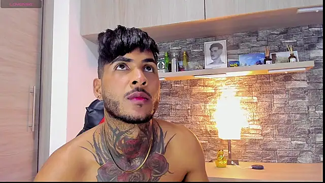 Snapshot of Theimperialboys_ chatting on October 2025 01:22:01 AM Theimperialboys  online show from October 2025 01:22:01 AM