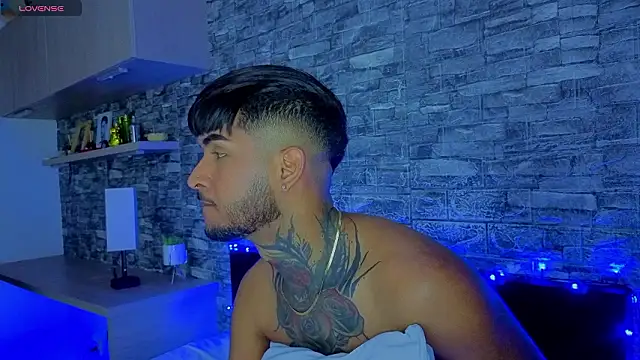 Snapshot of Theimperialboys_ chatting on March 2026 12:50:02 AM Theimperialboys online show from March 2026 12:50:02 AM