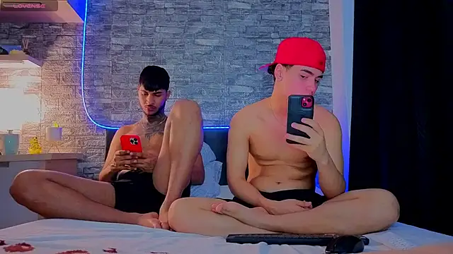 Snapshot of Theimperialboys_ chatting on April 2026 11:28:01 PM Theimperialboys online show from April 2026 11:28:01 PM