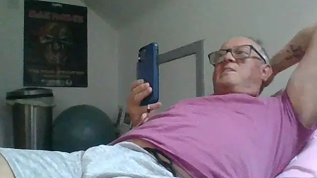 Snapshot of naughtygrandad1 chatting on April 2026 06:10:01 PM naughtygrandad1 online show from April 2026 06:10:01 PM