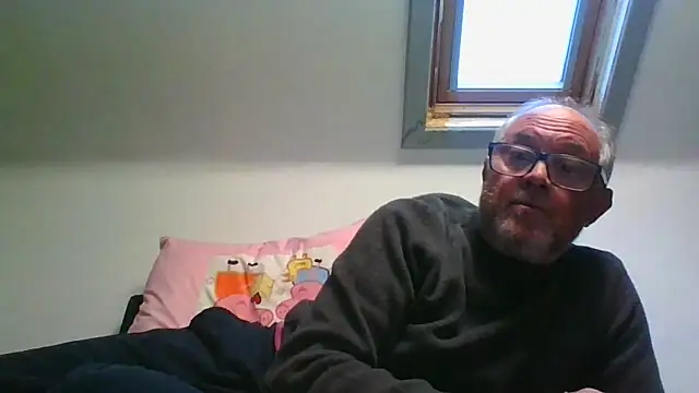 Snapshot of naughtygrandad1 chatting on May 2026 07:29:01 PM naughtygrandad1 online show from May 2026 07:29:01 PM