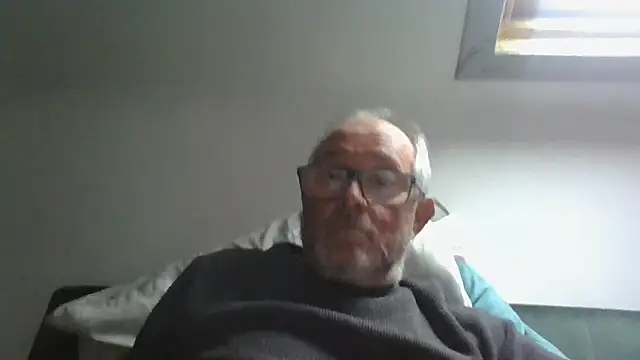 Snapshot of naughtygrandad1 chatting on May 2026 05:07:02 PM naughtygrandad1 online show from May 2026 05:07:02 PM