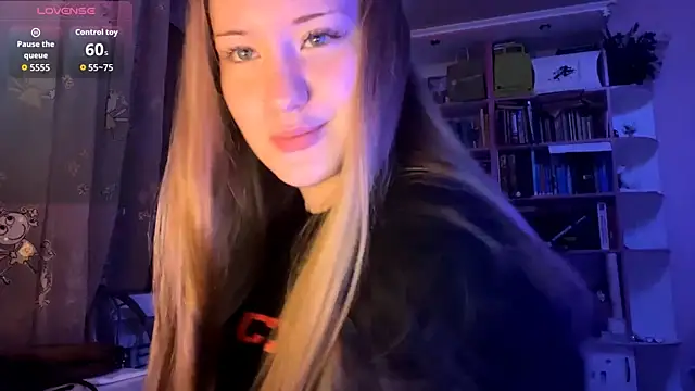 PandaFluff online show from September 2025 05:24:02 PM