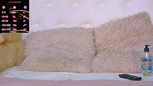 IsisQueen online show from November 2025 03:13:02 PM