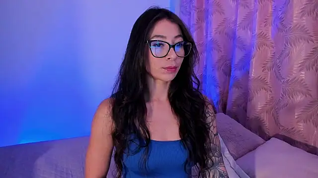 Snapshot of riley_bensongh chatting on February 2026 08:37:02 PM riley bensongh online show from February 2026 08:37:02 PM